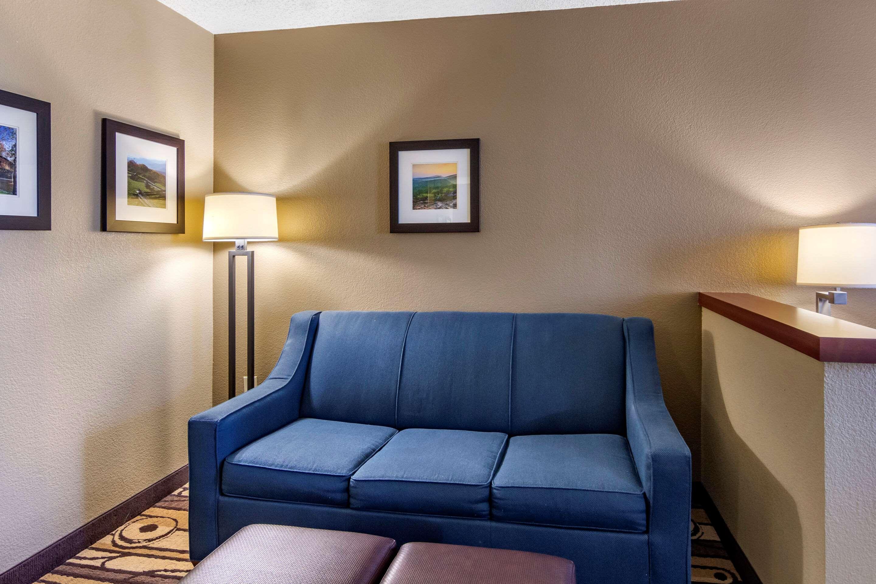 Comfort Inn & Suites Staunton Zewnętrze zdjęcie